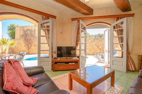 property long lets in gozo.